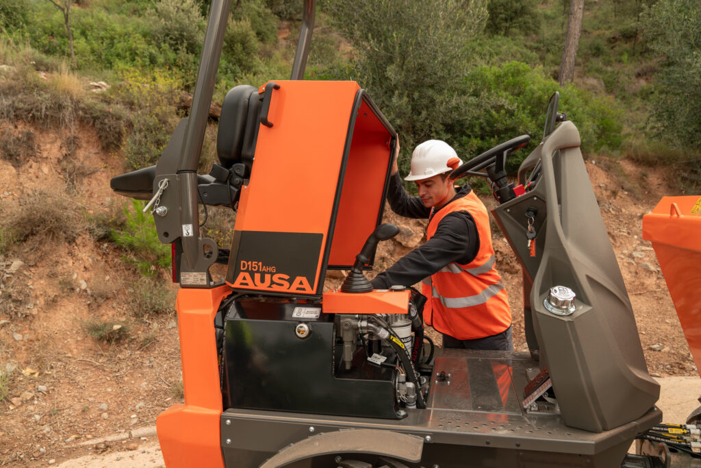 AUSA D151AHA Dumper