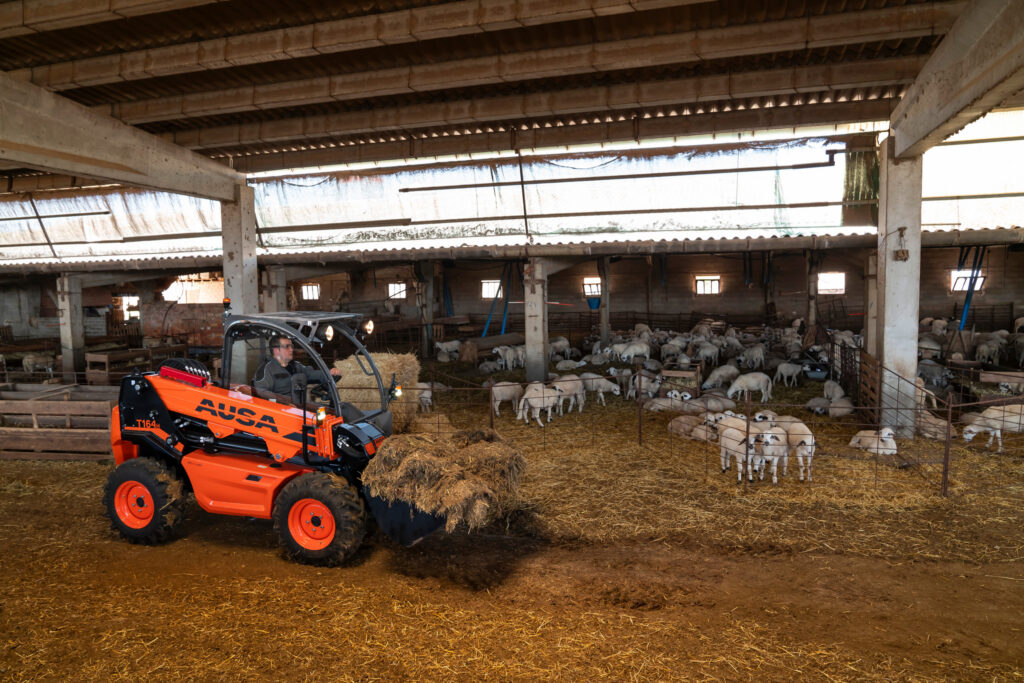 AUSA T164H Telehandler