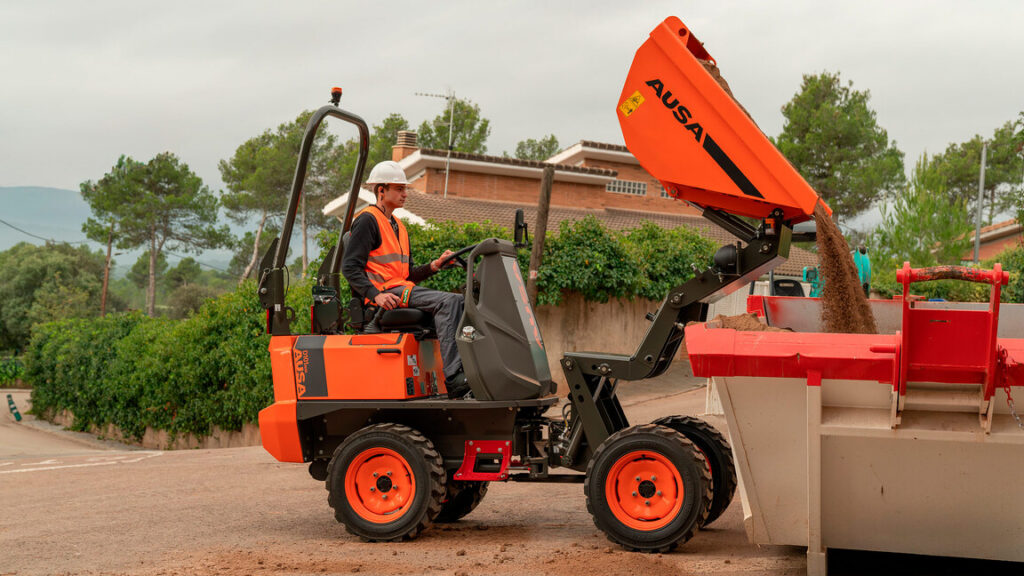 AUSA D101AHA Compact Dumper
