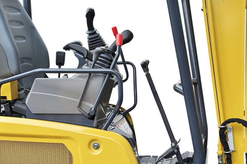 KOBELCO SK17SR-6E Canopy Excavator