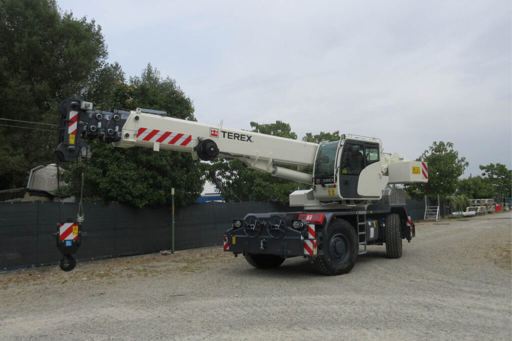 Terex TRT 40US Rough Terrain Crane