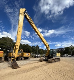 KOBELCO SK260LC-11 Long Reach Excavator
