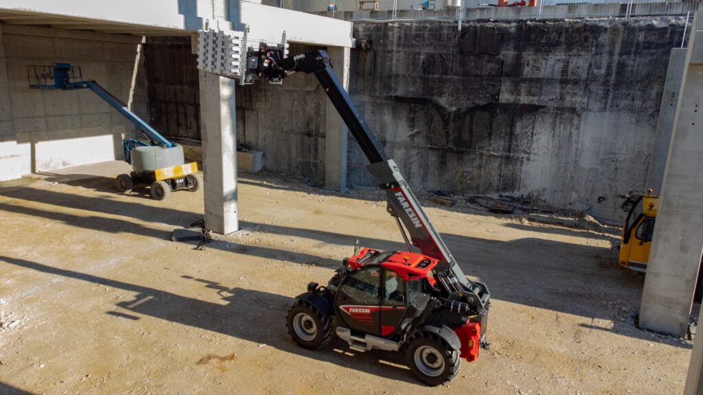 Faresin FT-8832 Telehandler