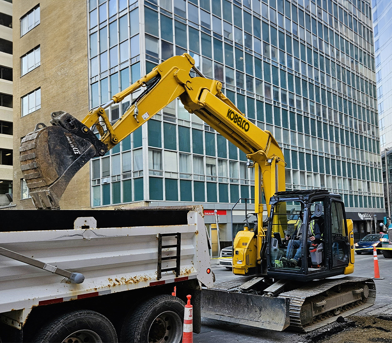 KOBELCO SK140SRLC-7 Offset Boom Excavator