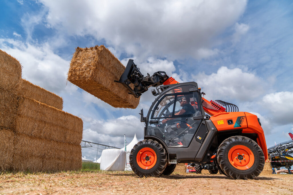 AUSA T164E Electric Telehandler