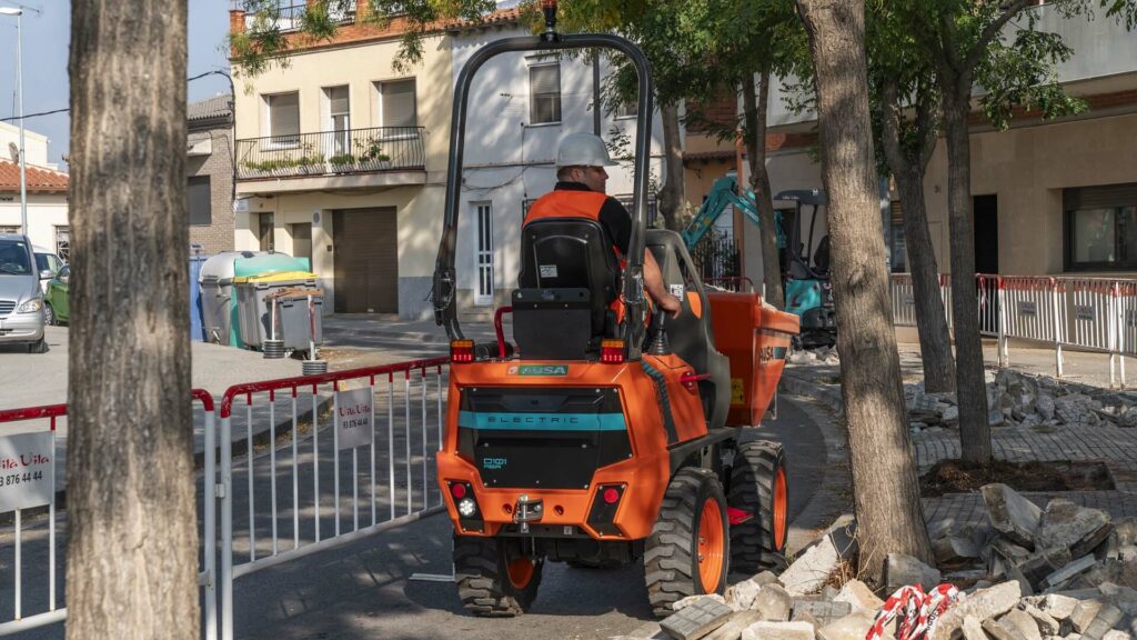 AUSA D101AEA Electric Dumper