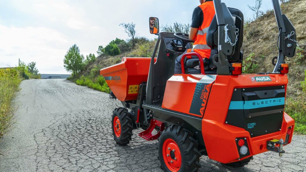 AUSA D101AEA Electric Compact Dumper