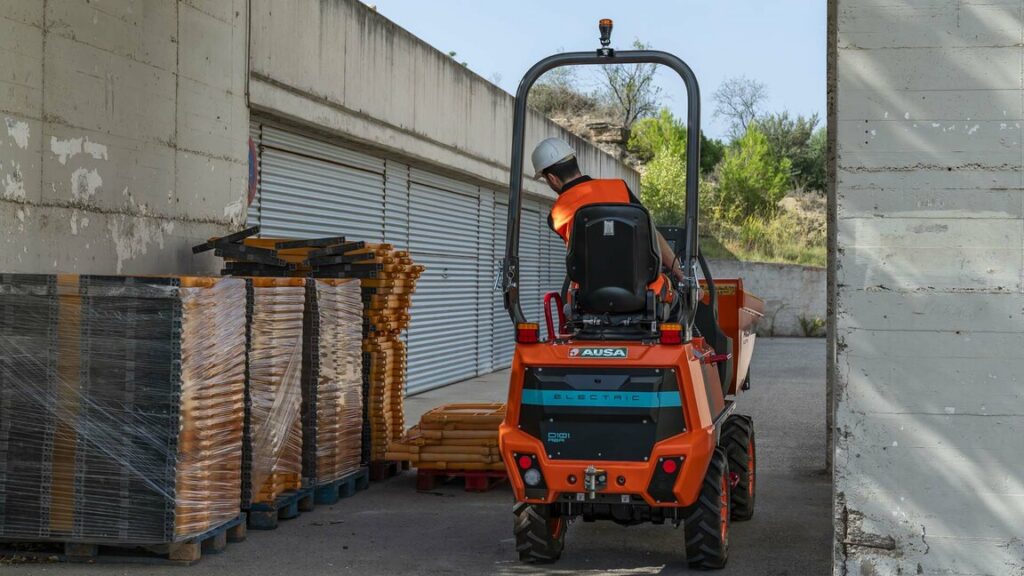 AUSA D101AEA Electric Compact Dumper