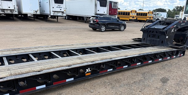 2024 XL Specialized XL80HDGS Low-Profile (40 Ton) Lowboy Trailer
